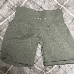 NVGTN size medium worn once. Perfect condition